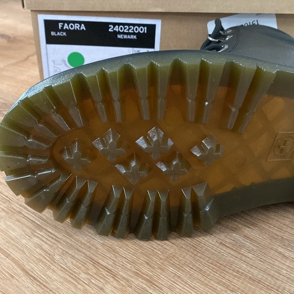 Dr.Martens Brand New Faora Boot - Picture 2 of 2